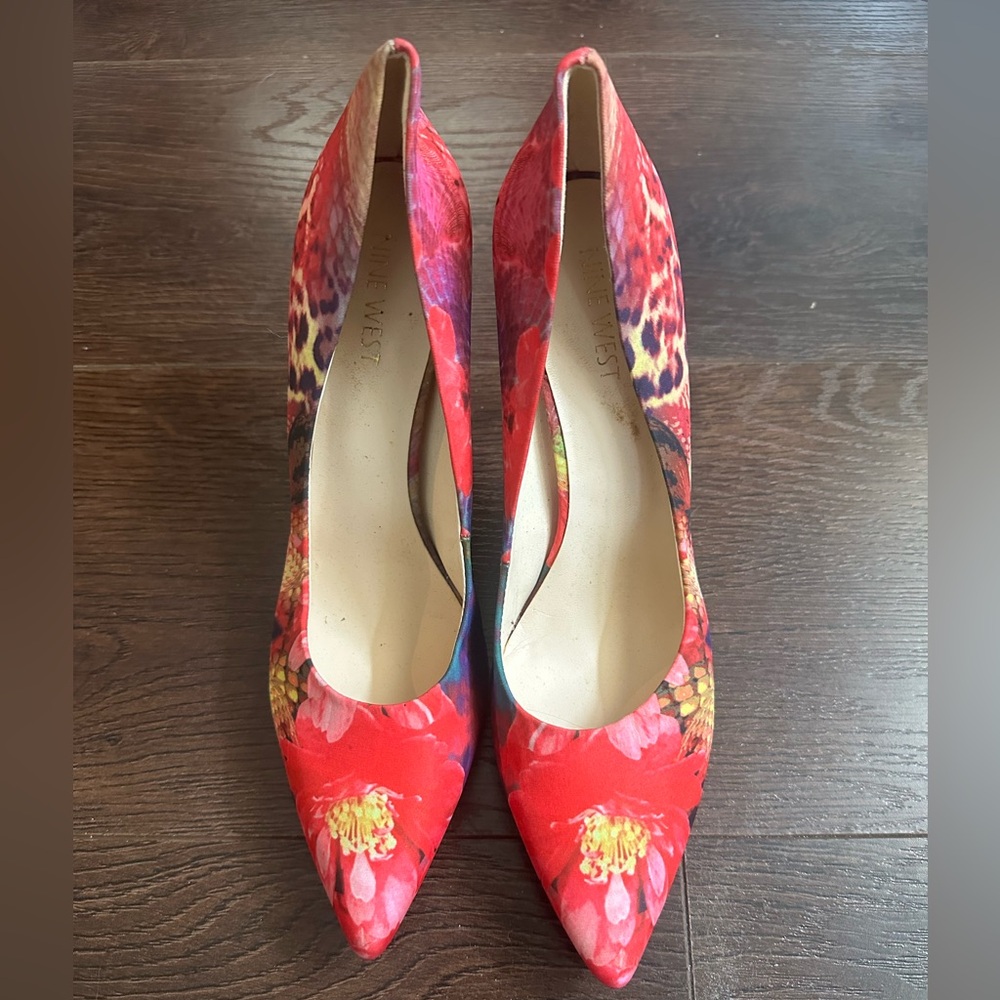 Nine West Red Floral Pointed-Toe Heels